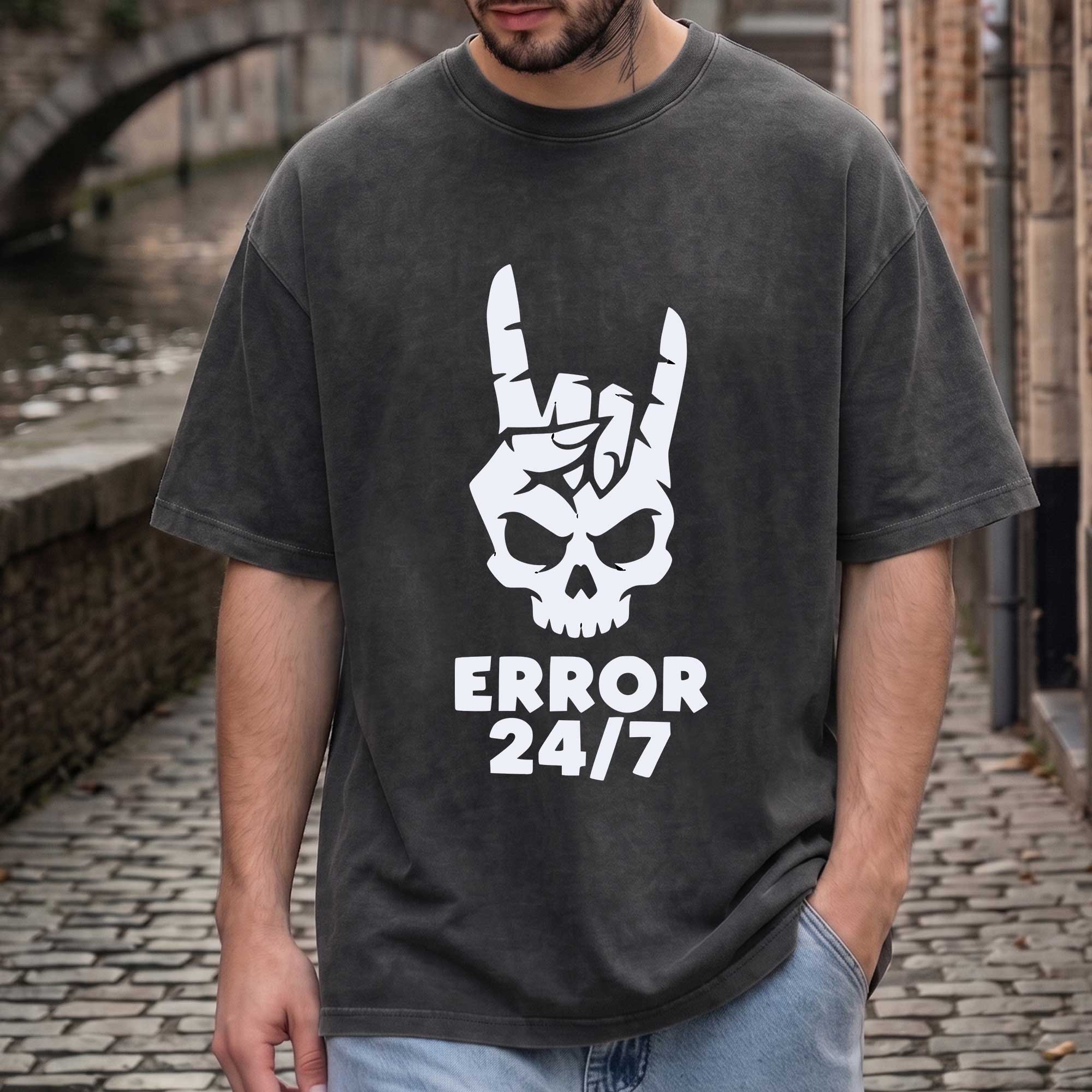 Error 24/7 Skull Graphic T-Shirt