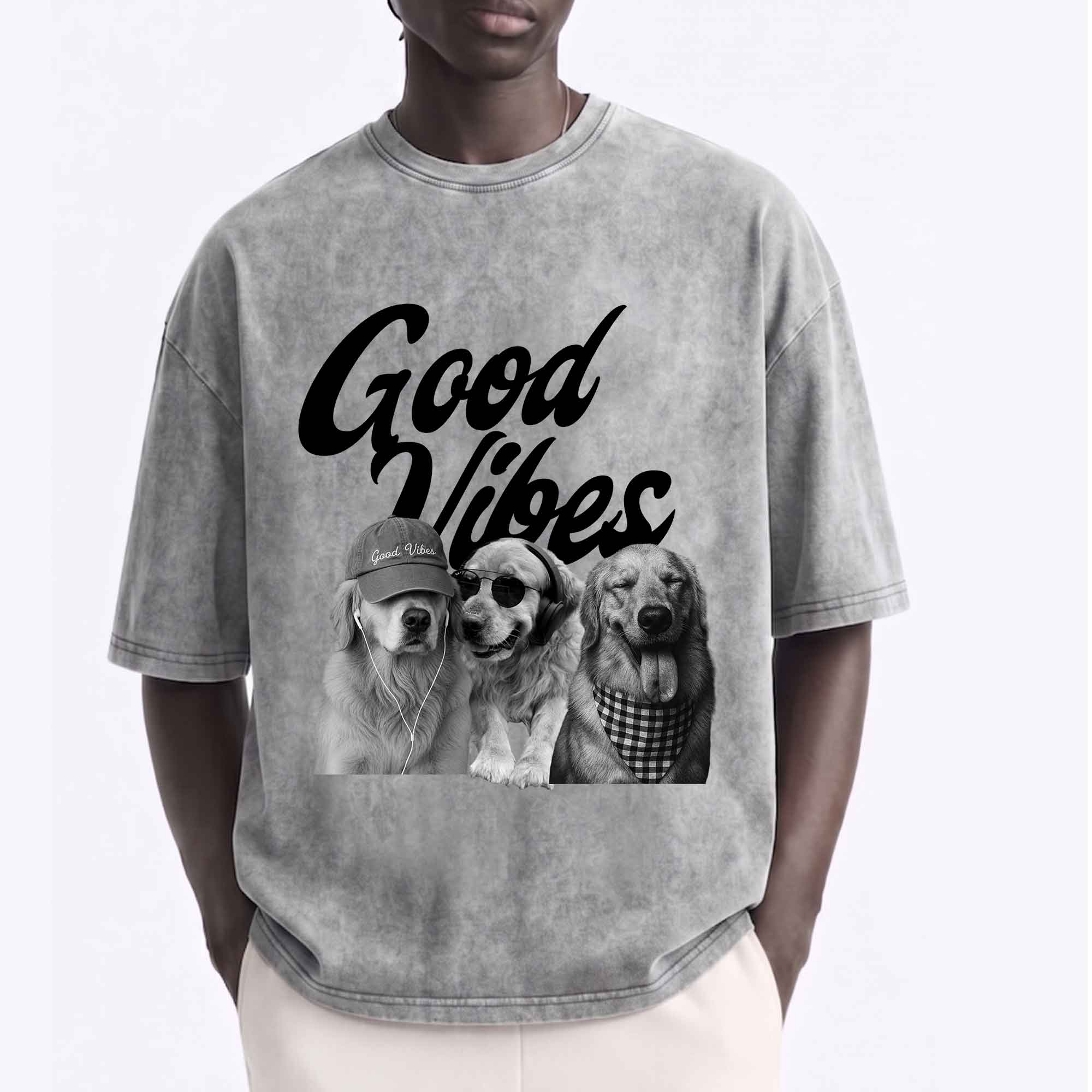 Funny Golden Retriever "Good Vibes"  T-Shirt