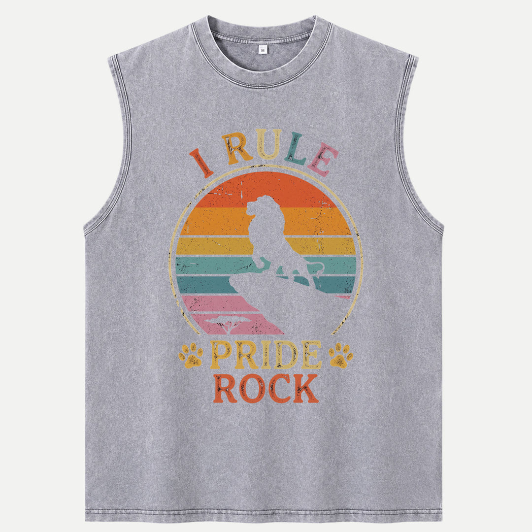 I Rule Pride Rock Retro Lion Graphic T-Shirt